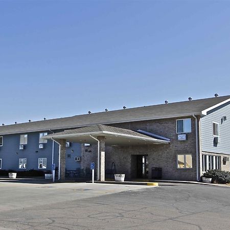 Governors Inn A Travelodge By Wyndham Pierre Luaran gambar