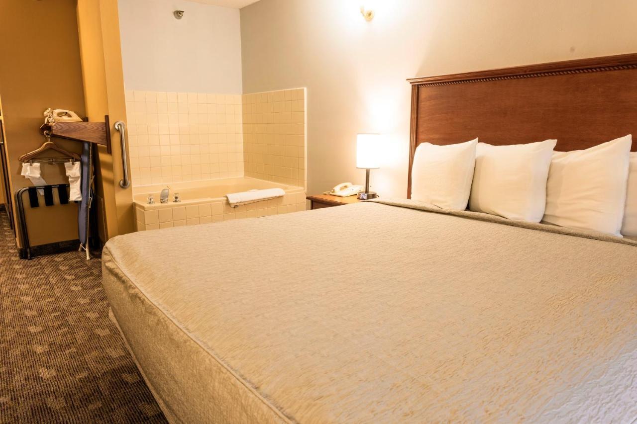 Governors Inn A Travelodge By Wyndham Pierre Luaran gambar
