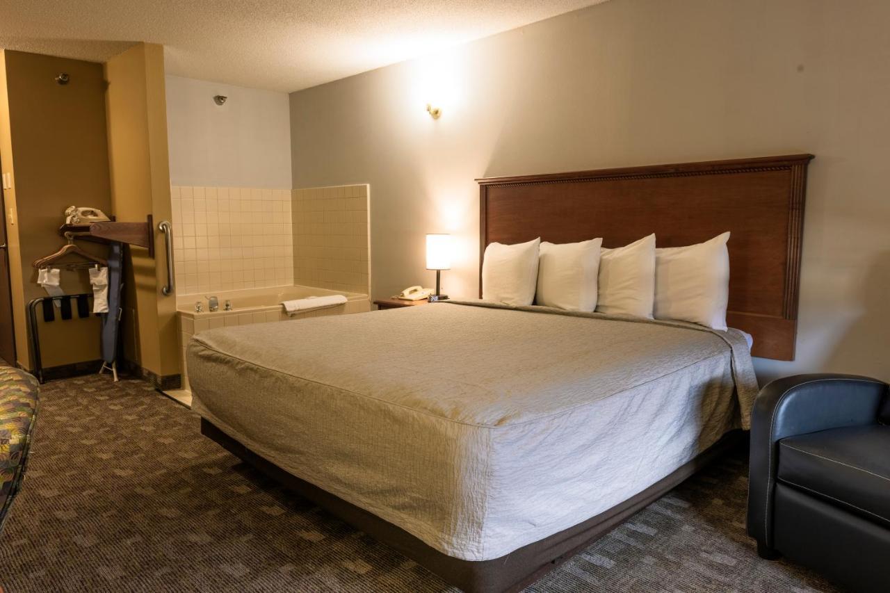 Governors Inn A Travelodge By Wyndham Pierre Luaran gambar