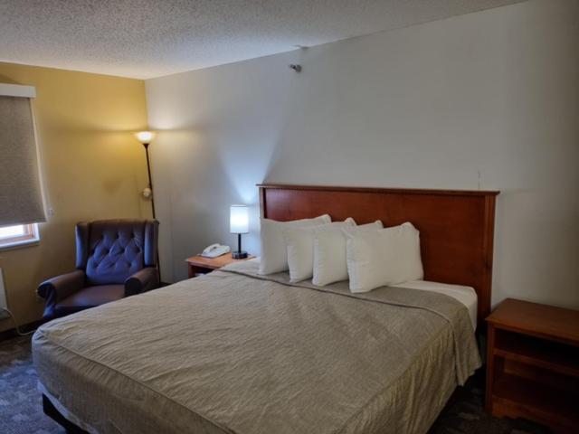 Governors Inn A Travelodge By Wyndham Pierre Luaran gambar