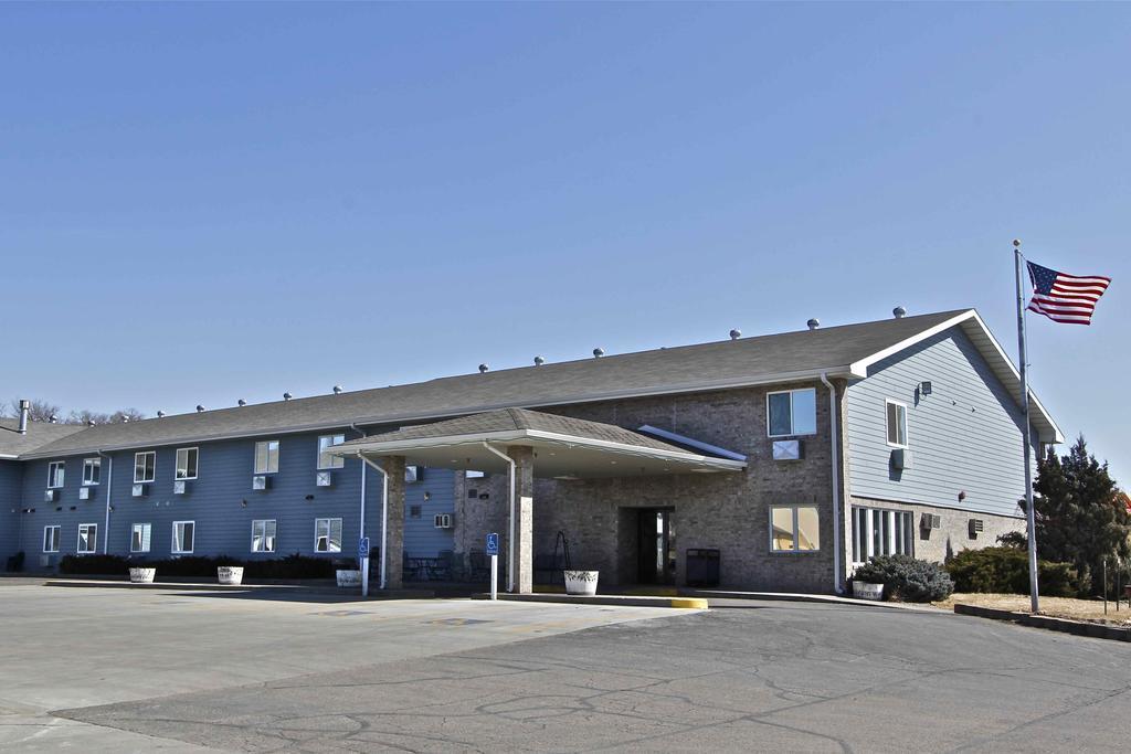 Governors Inn A Travelodge By Wyndham Pierre Luaran gambar